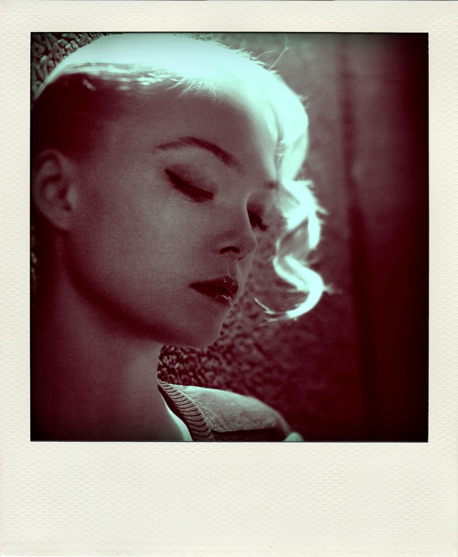 Tony Federico — Eyes Wide Shut (Polaroid, Milano 2003)