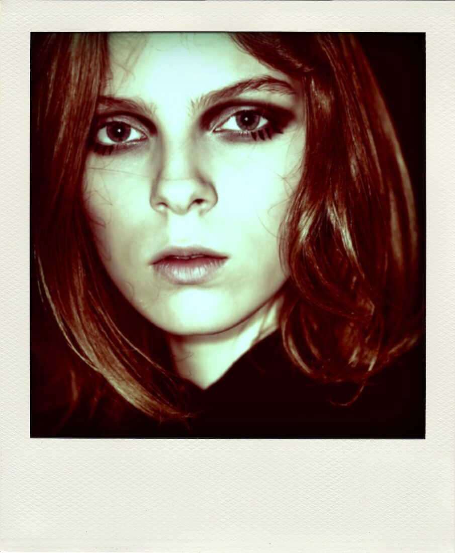 Tony Federico — Mattina (Polaroid, Milano 2007)
