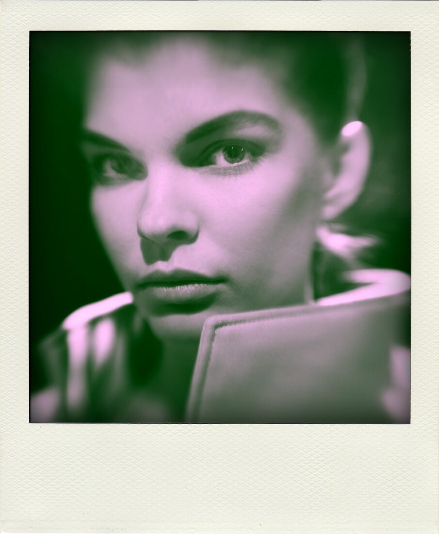 Tony Federico — Occhi (Polaroid, Milano 2010)