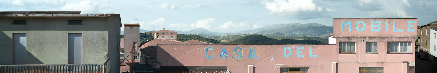 Umbria — Gregor Hutz, Orthographic photography