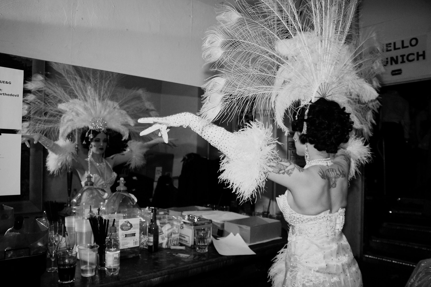 Zora Jurenkova — Backstage Burlesque, Image 2